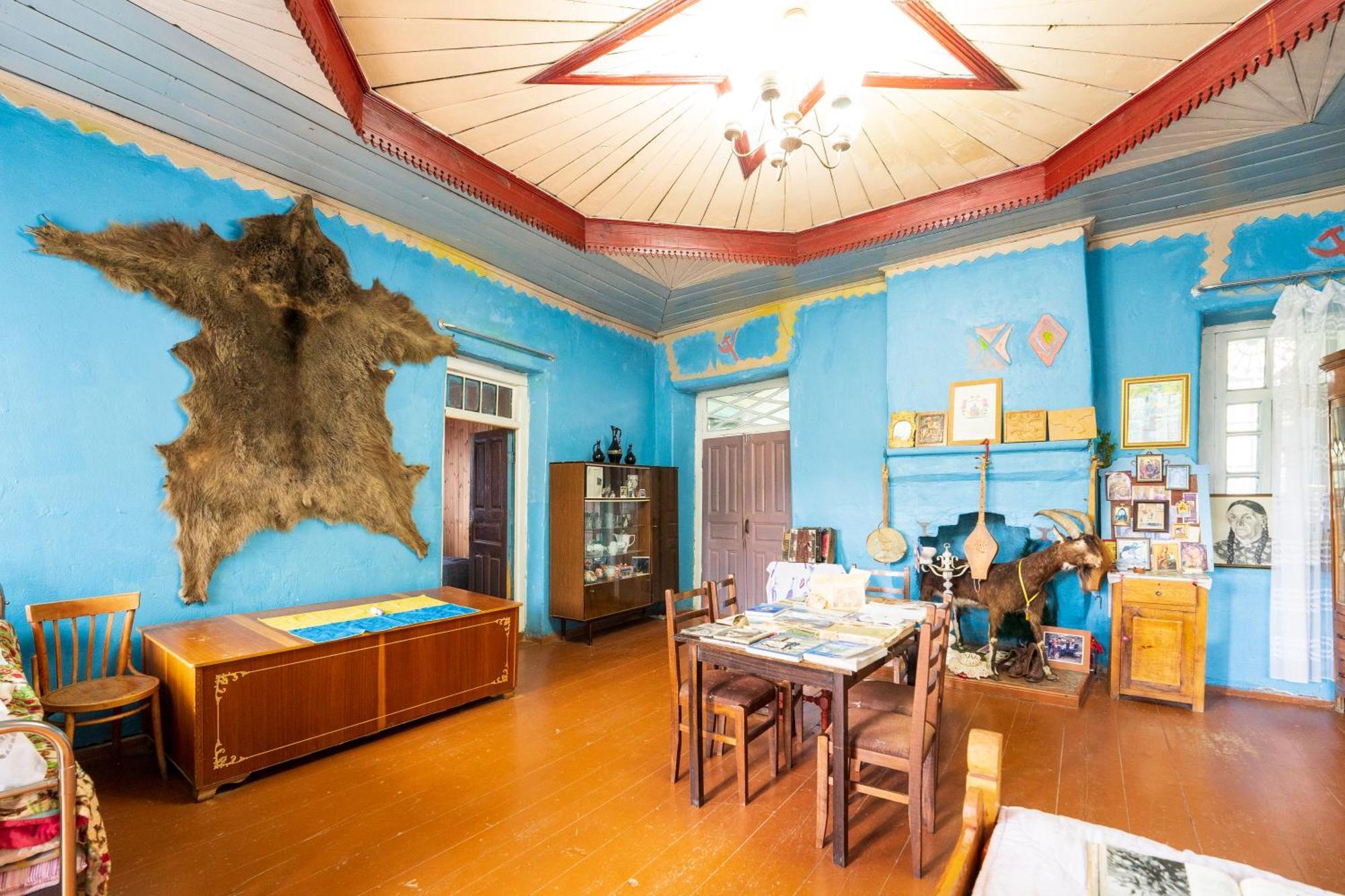 Guesthouse Svani Ushguli ภายนอก รูปภาพ