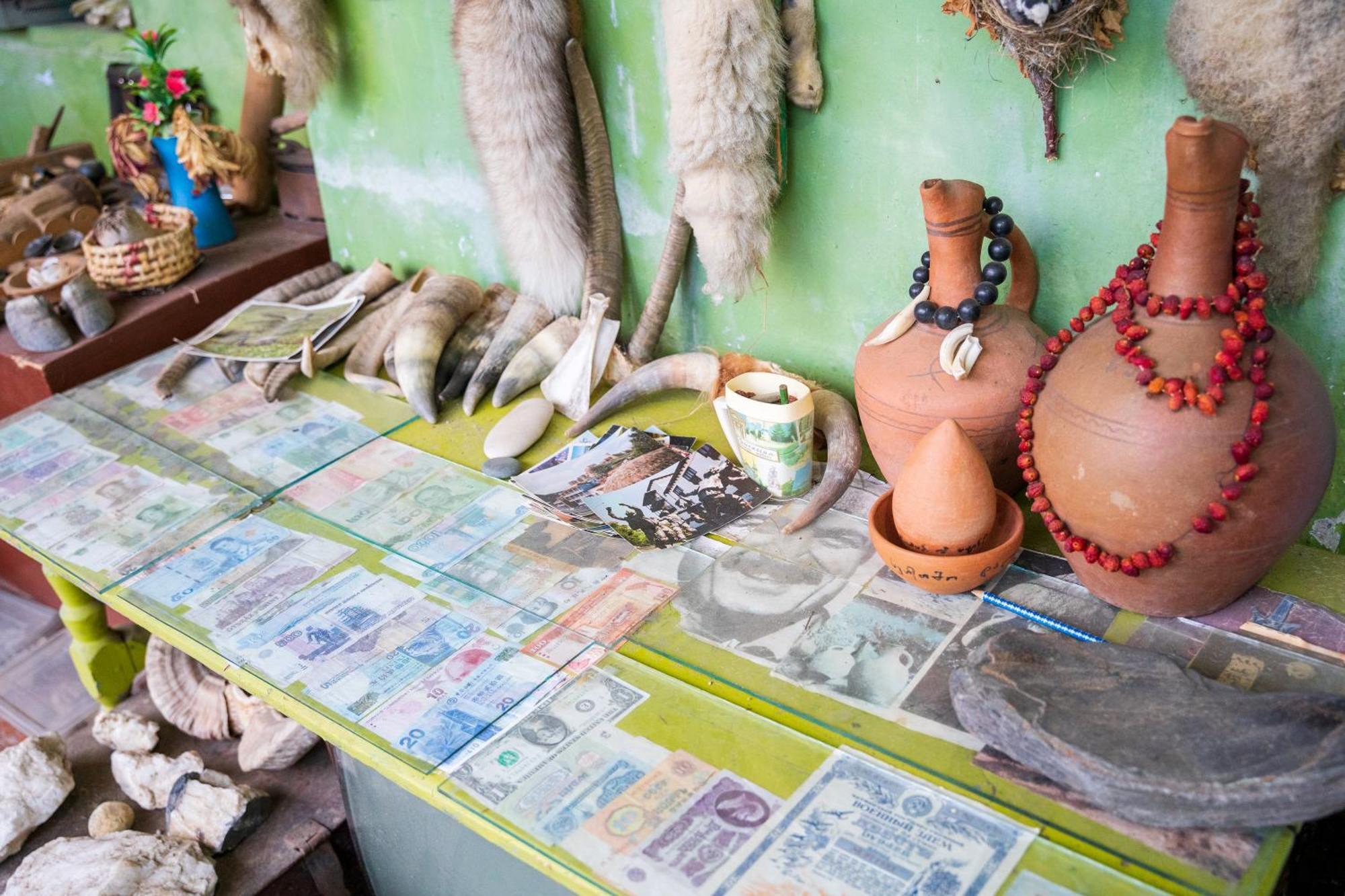 Guesthouse Svani Ushguli ภายนอก รูปภาพ