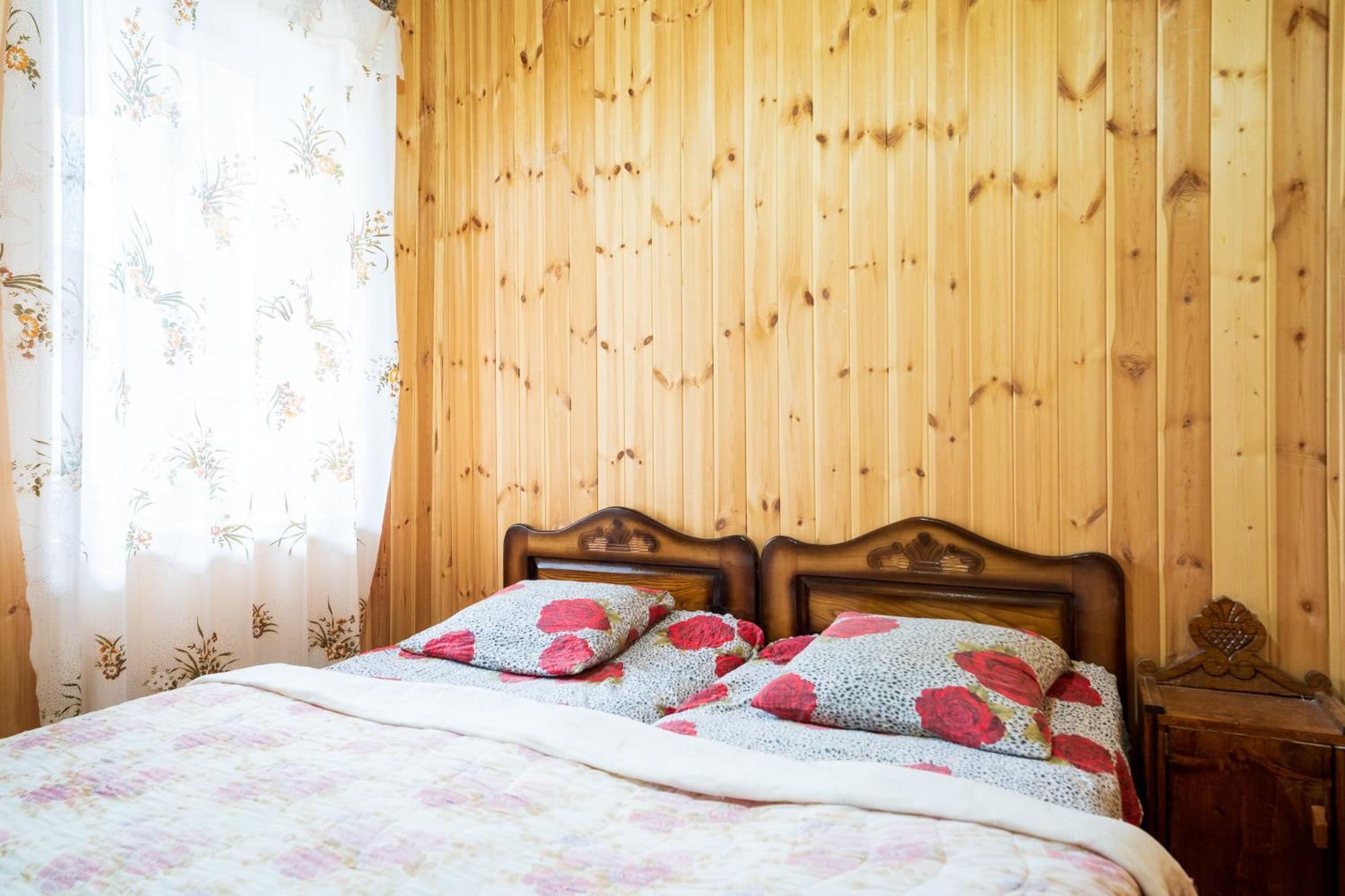 Guesthouse Svani Ushguli ภายนอก รูปภาพ