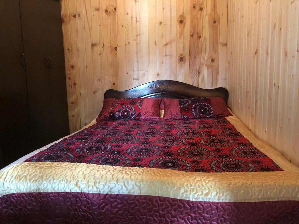 Guesthouse Svani Ushguli ภายนอก รูปภาพ